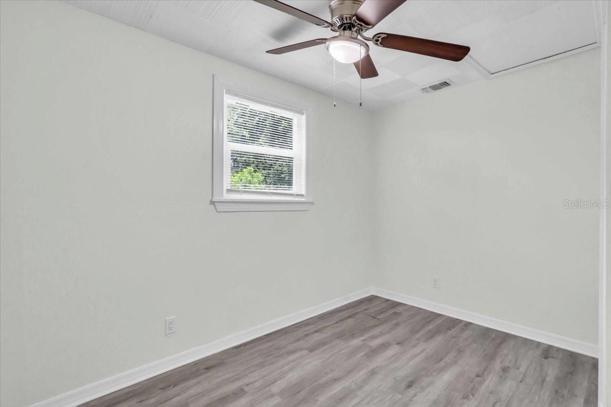 Image 22 of 30 For 2482 15th Avenue S