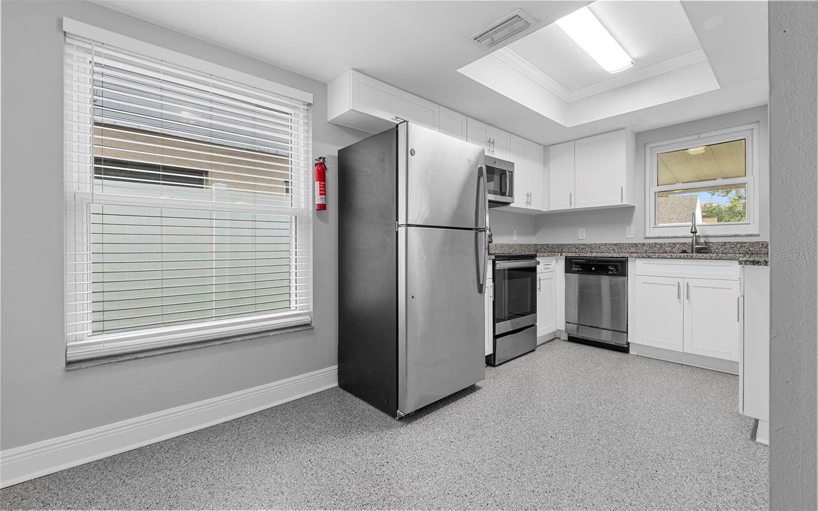 Image 10 of 30 For 1651 Palm Leaf Drive