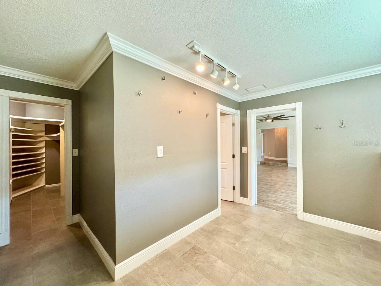 Image 31 of 60 For 4919 Chariton Avenue