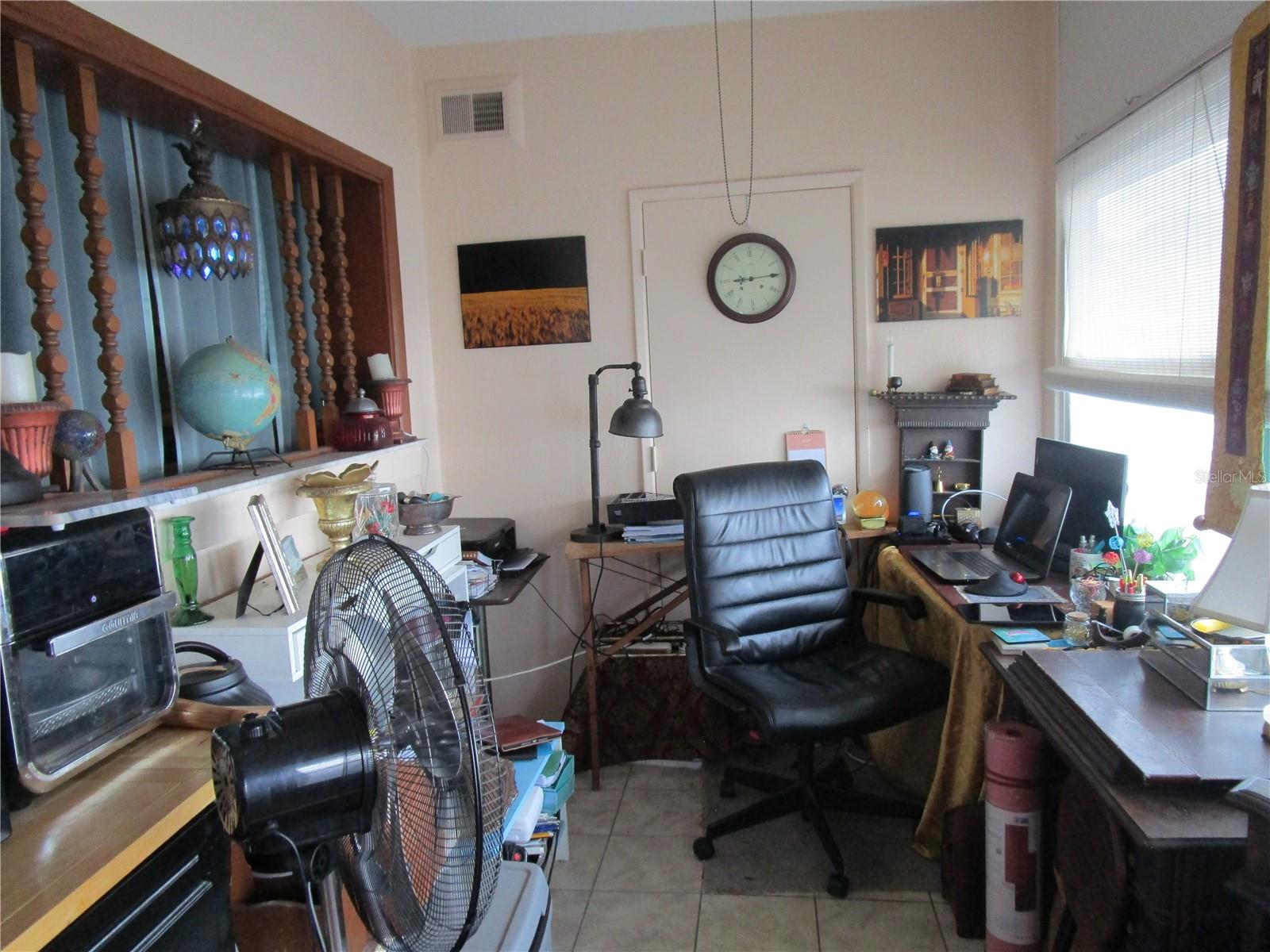 Image 15 of 33 For 5850 18th Street N 7