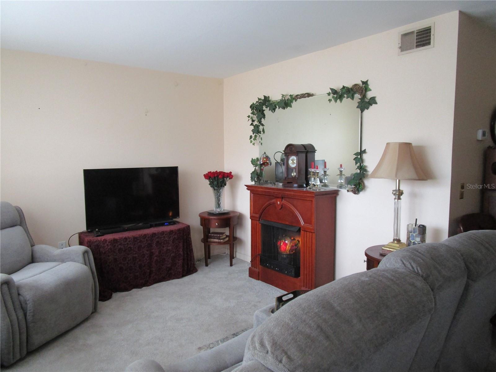 Image 3 of 33 For 5850 18th Street N 7