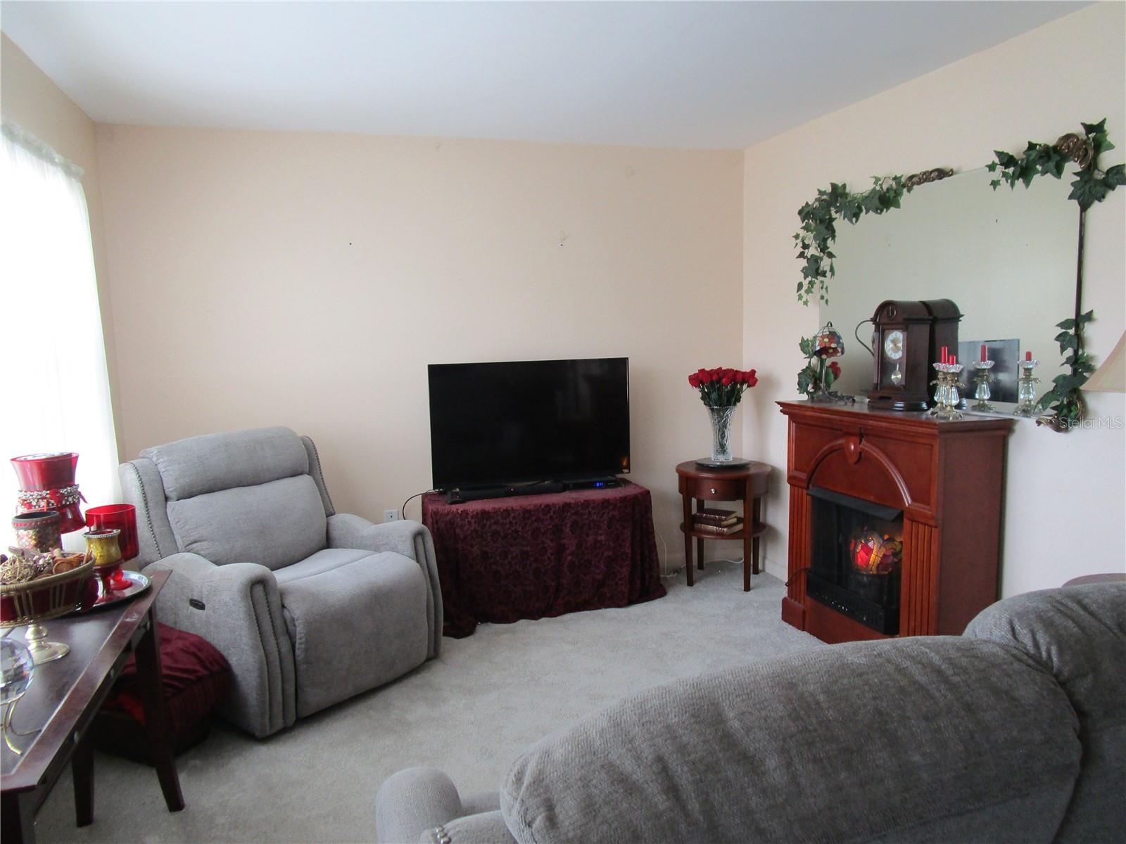 Image 4 of 33 For 5850 18th Street N 7