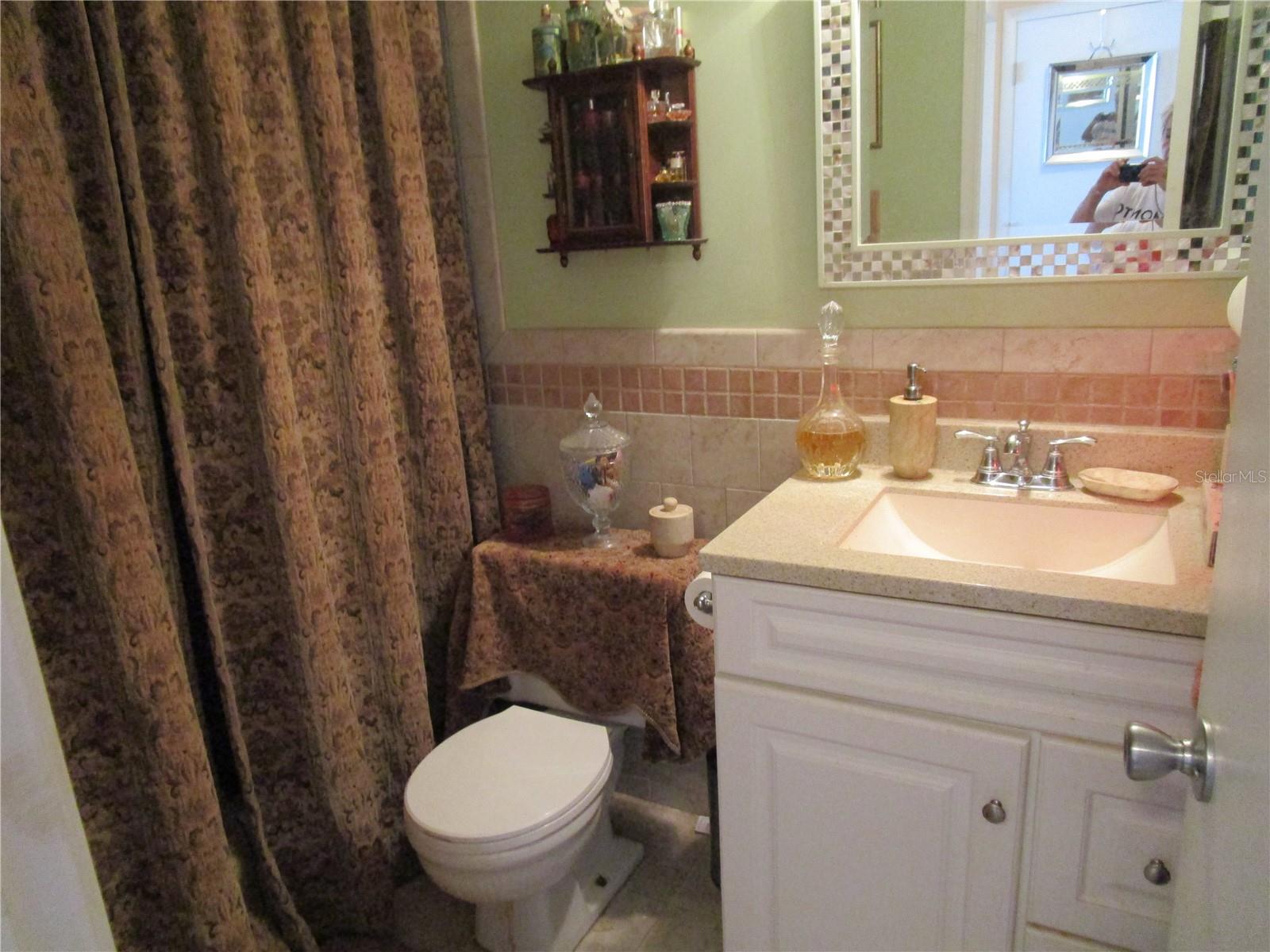 Image 7 of 33 For 5850 18th Street N 7