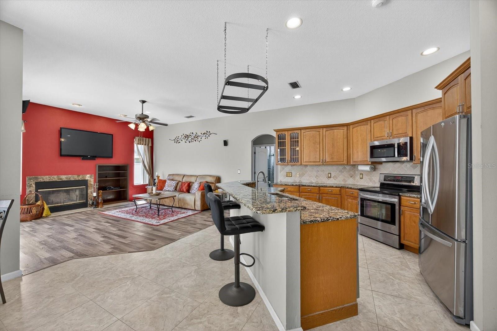 Image 22 of 45 For 10751 57th Street N