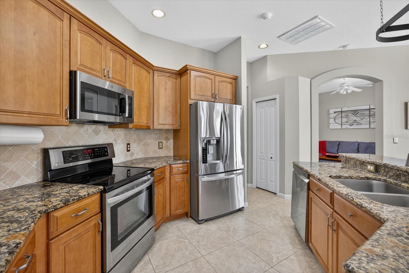 Image 5 of 45 For 10751 57th Street N