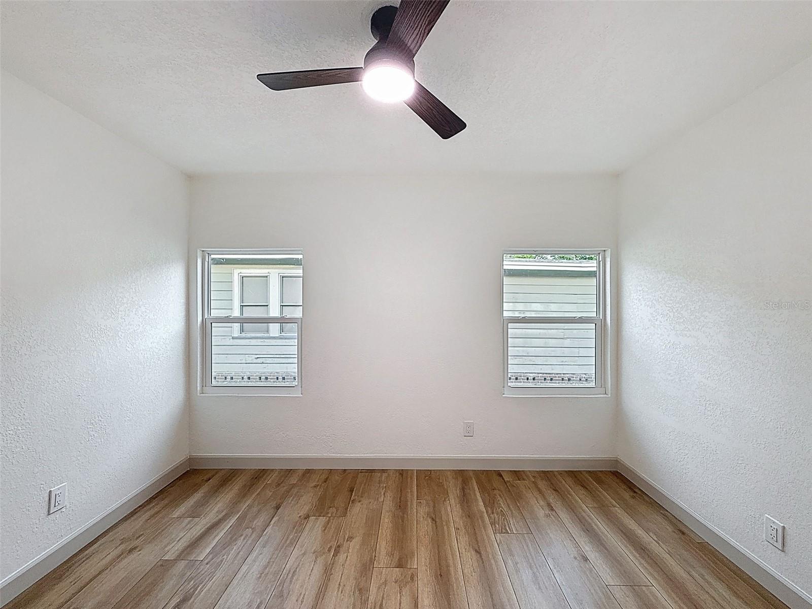 Image 16 of 54 For 1267 Woodlawn Terrace