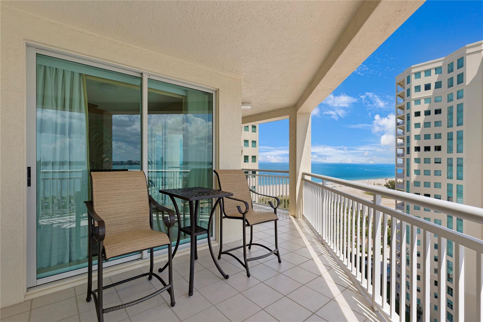 Image 24 of 32 For 1180 Gulf Boulevard 1506