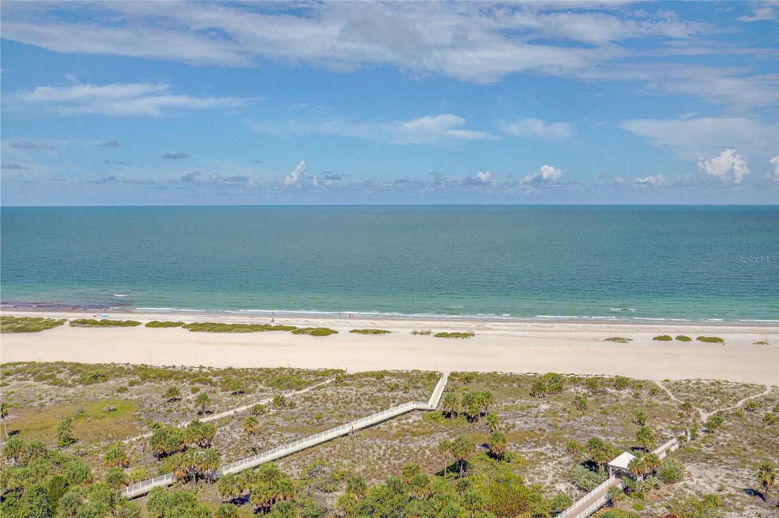 Image 3 of 32 For 1180 Gulf Boulevard 1506