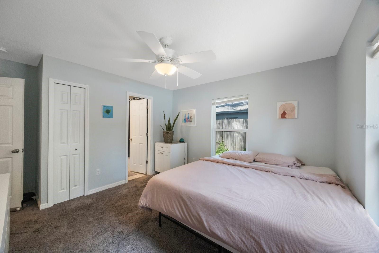 Image 15 of 37 For 3835 18th Avenue S