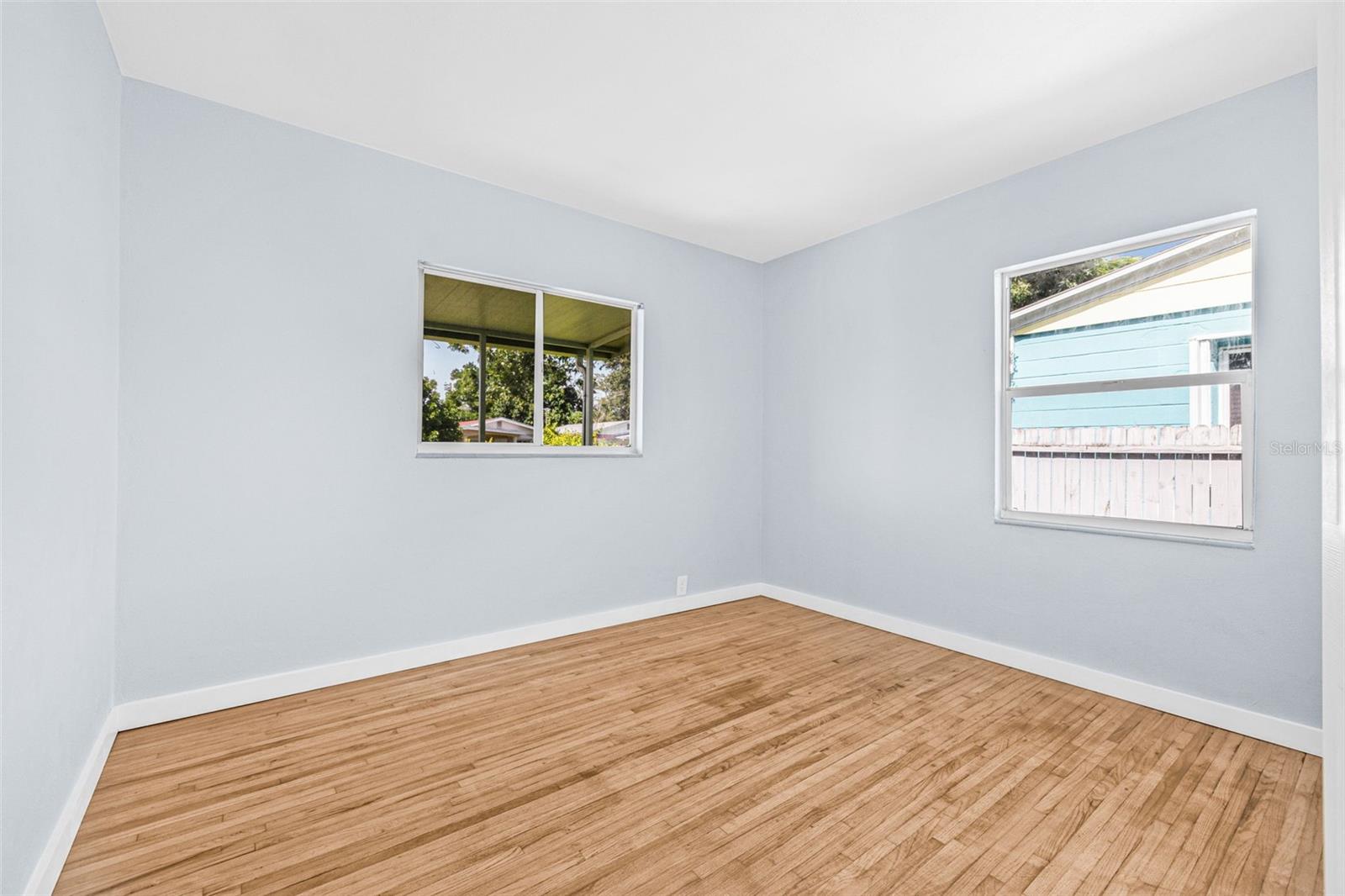 Image 17 of 25 For 4812 34th Avenue N