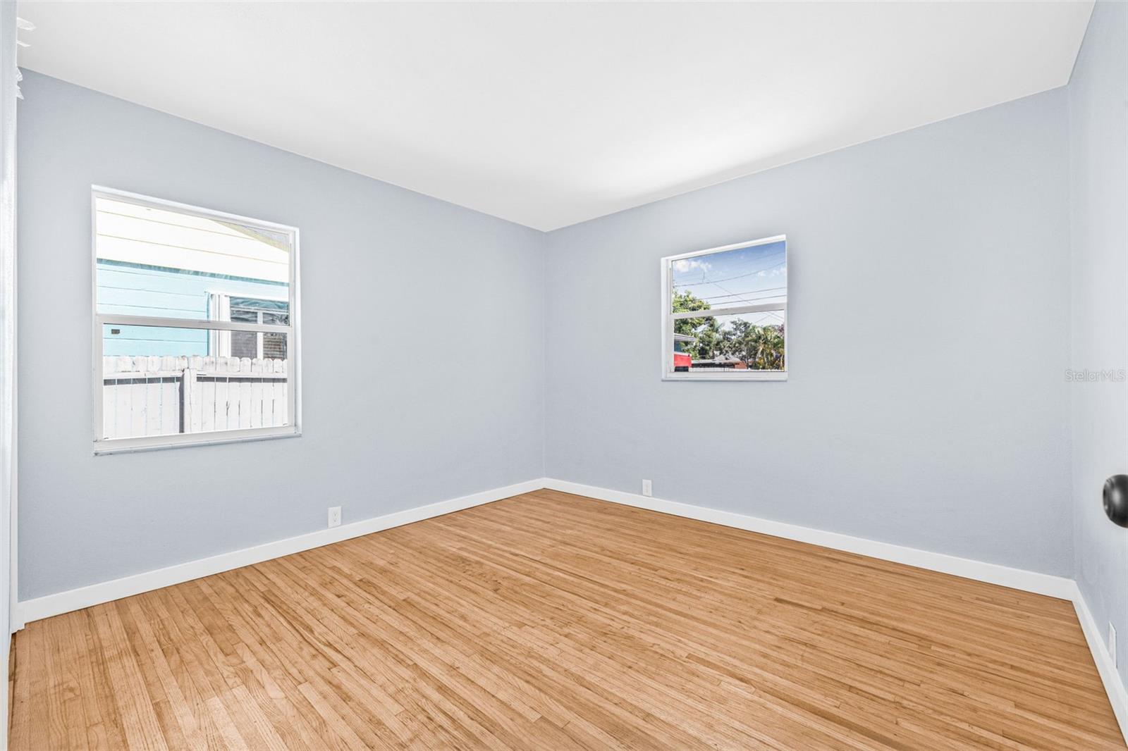 Image 18 of 25 For 4812 34th Avenue N