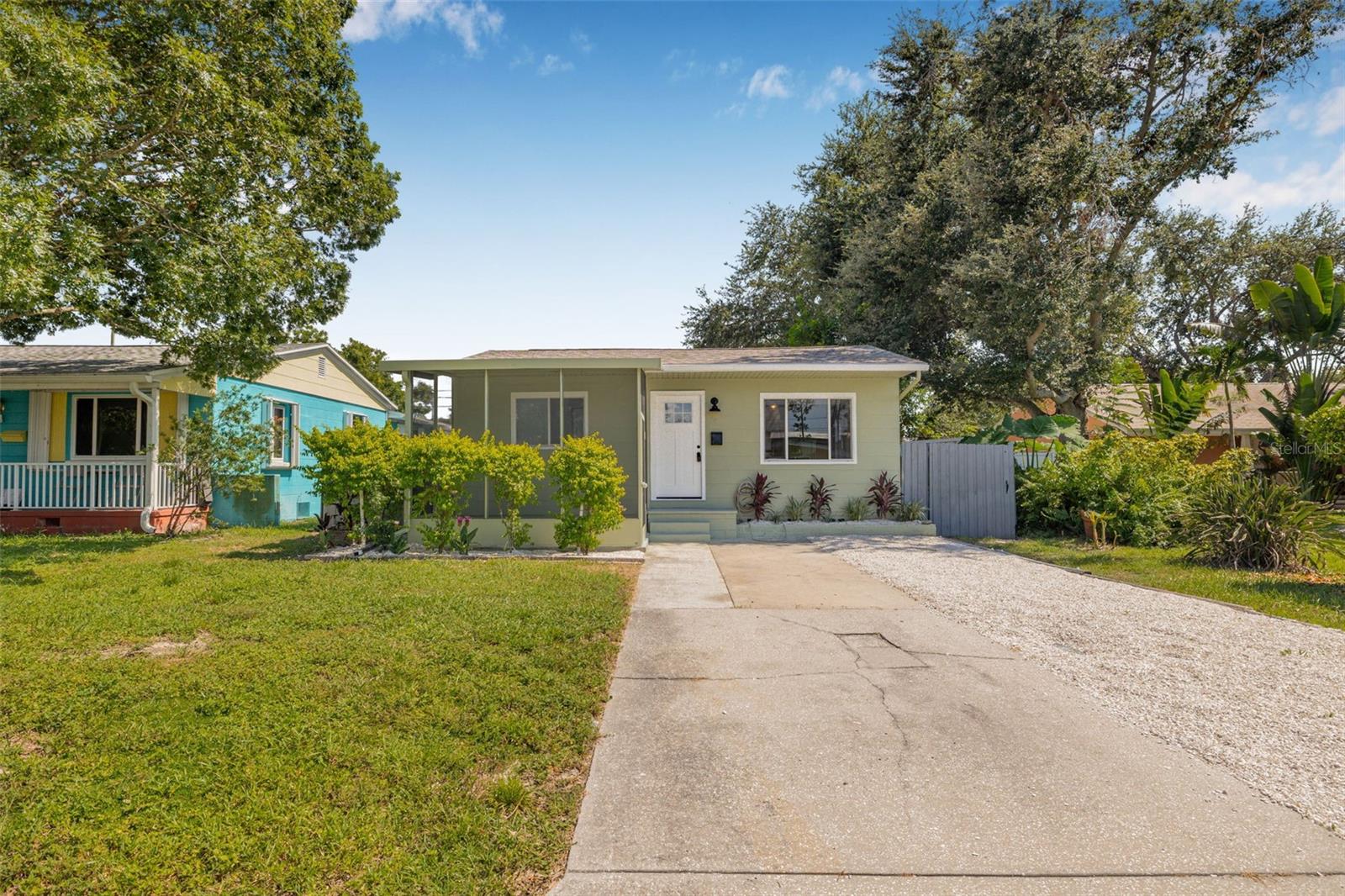 Image 3 of 25 For 4812 34th Avenue N