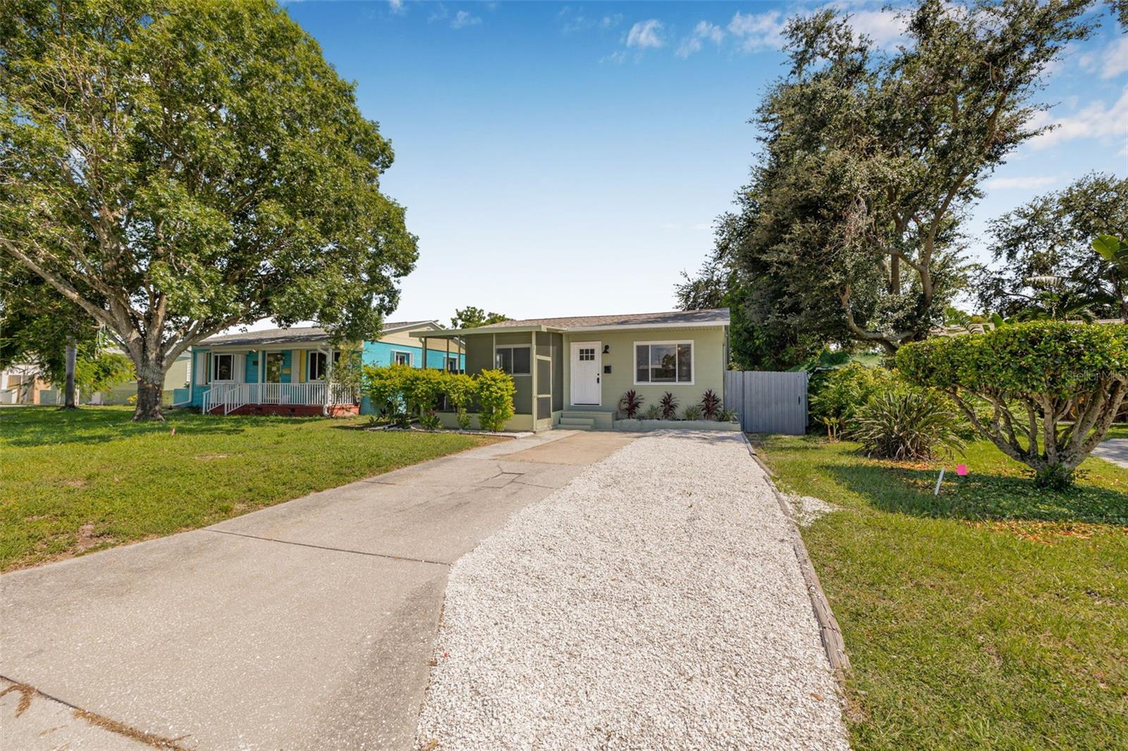 Image 5 of 25 For 4812 34th Avenue N