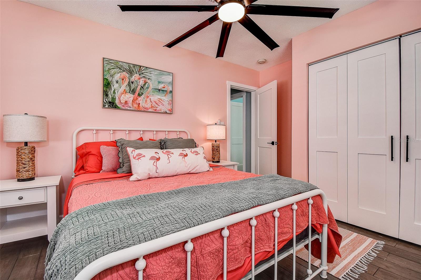 Image 12 of 61 For 725 Sunset Cove