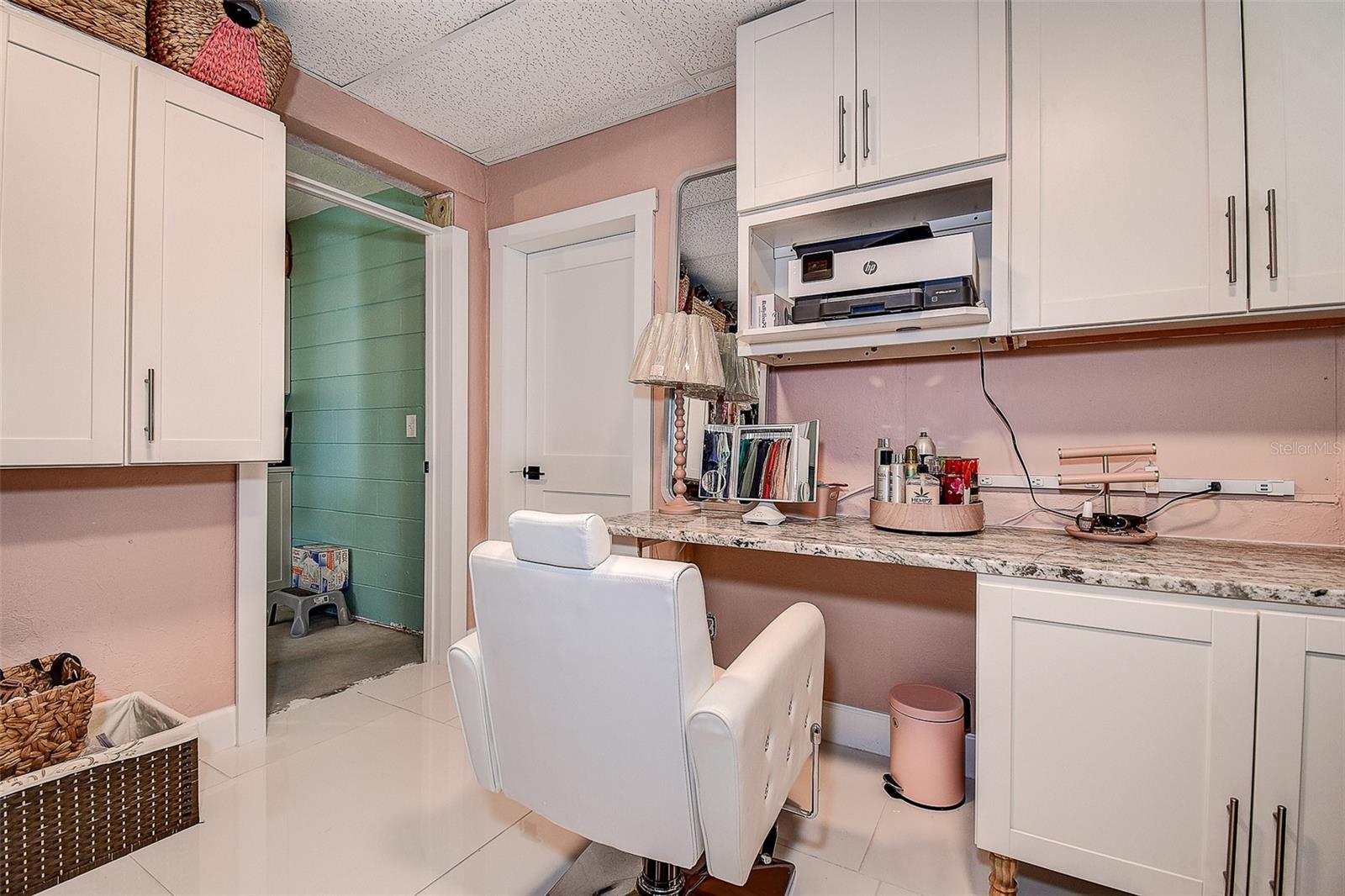 Image 14 of 61 For 725 Sunset Cove