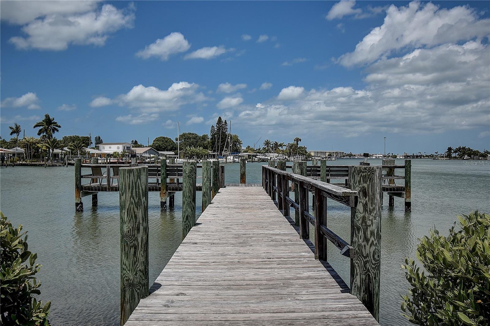 Image 31 of 61 For 725 Sunset Cove