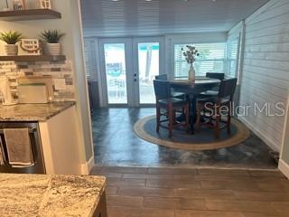 Image 59 of 61 For 725 Sunset Cove