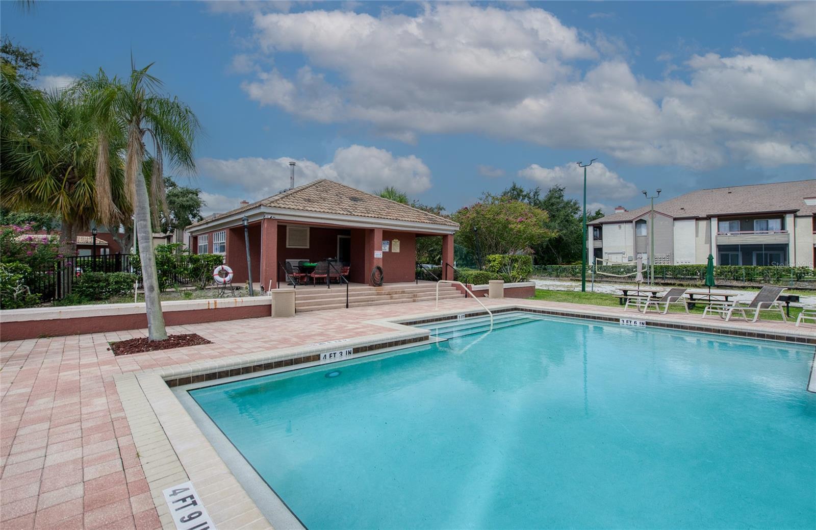 Listing photo id 24 for 10265 Gandy Boulevard N 1103