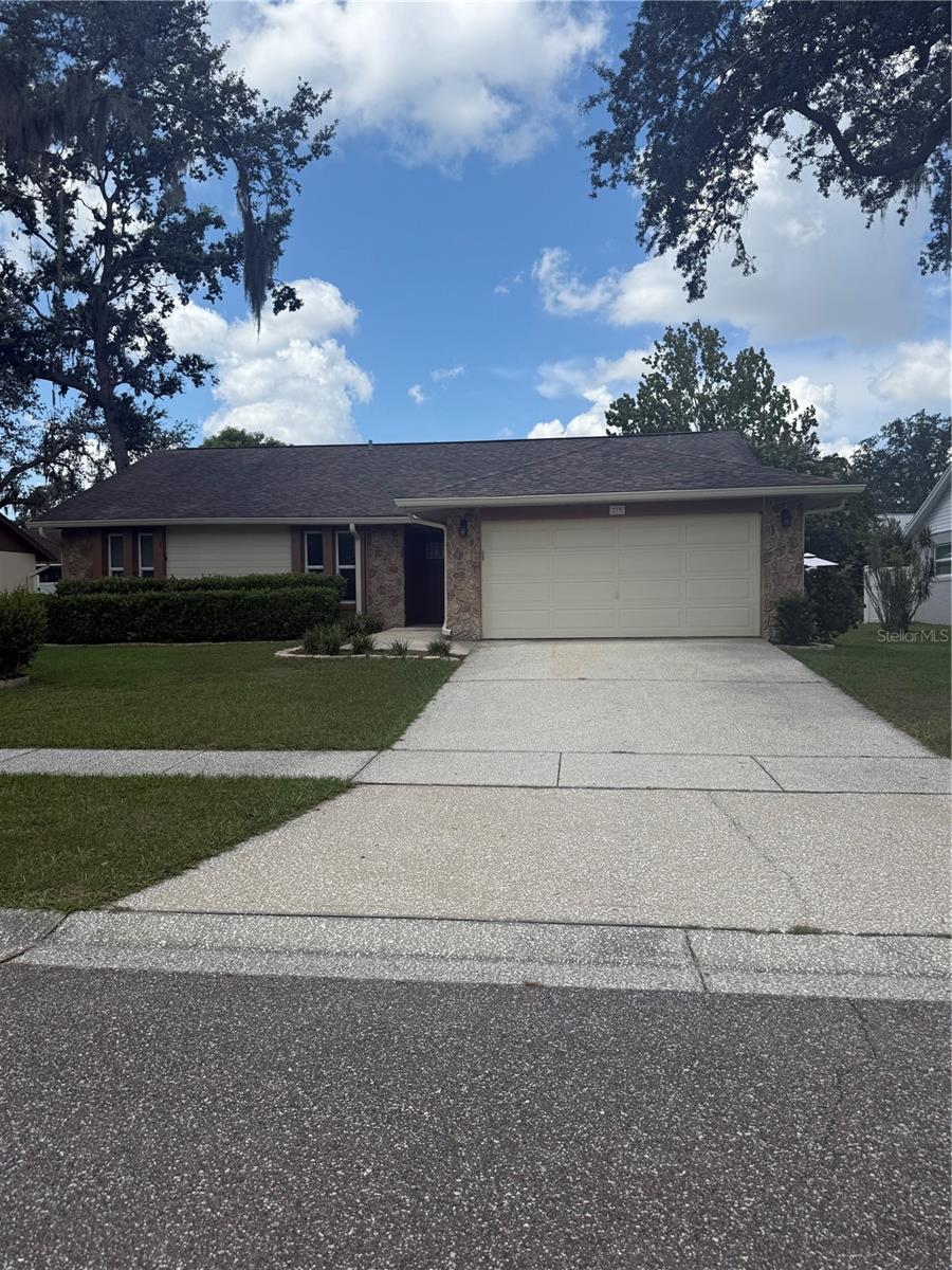 Details for 210 Foxwood Drive, BRANDON, FL 33510