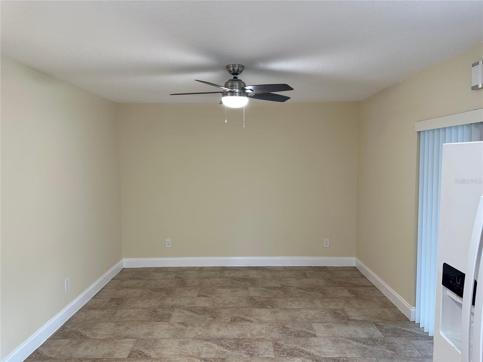 Image 14 of 26 For 210 Foxwood Drive