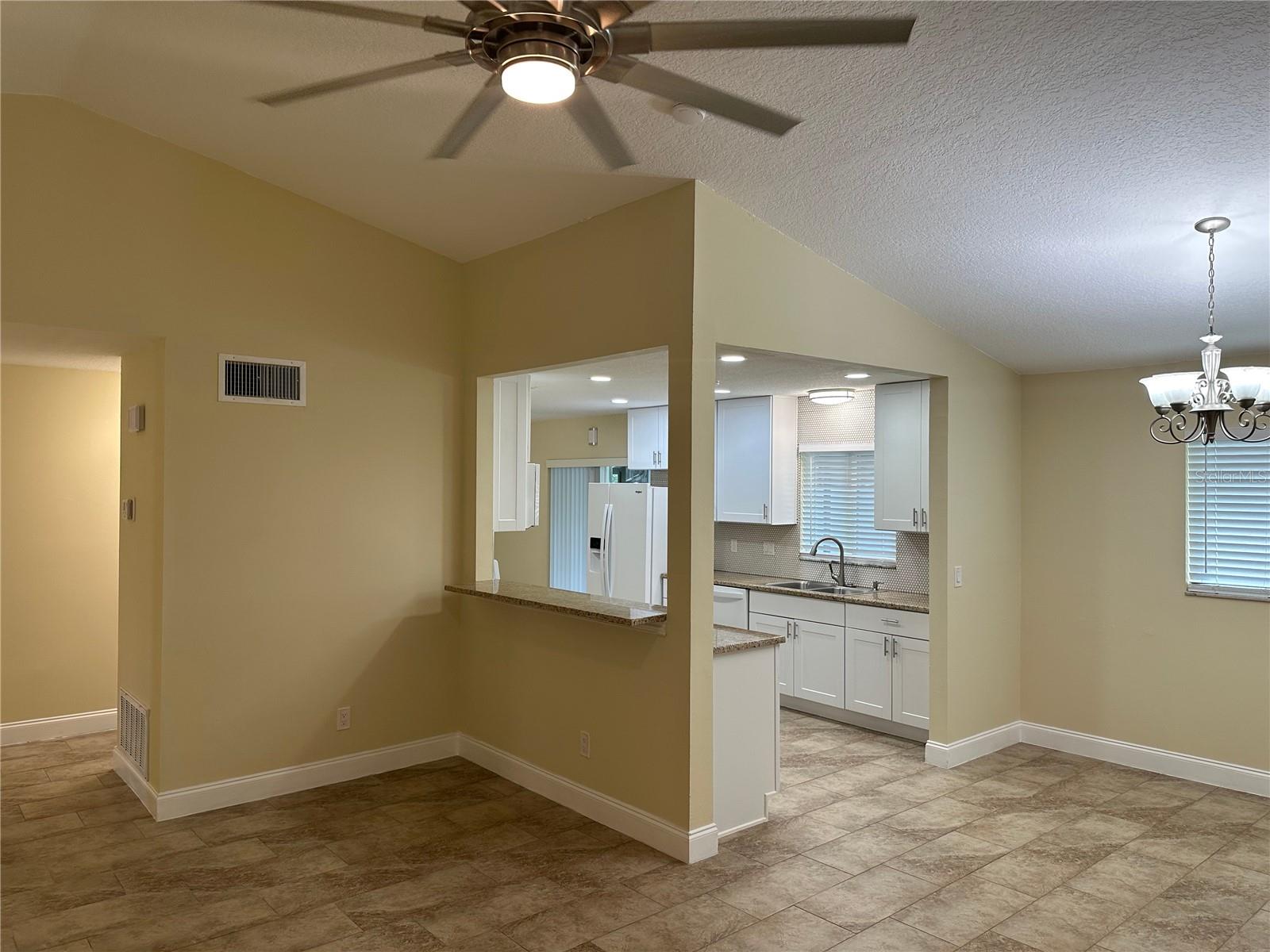 Image 20 of 26 For 210 Foxwood Drive