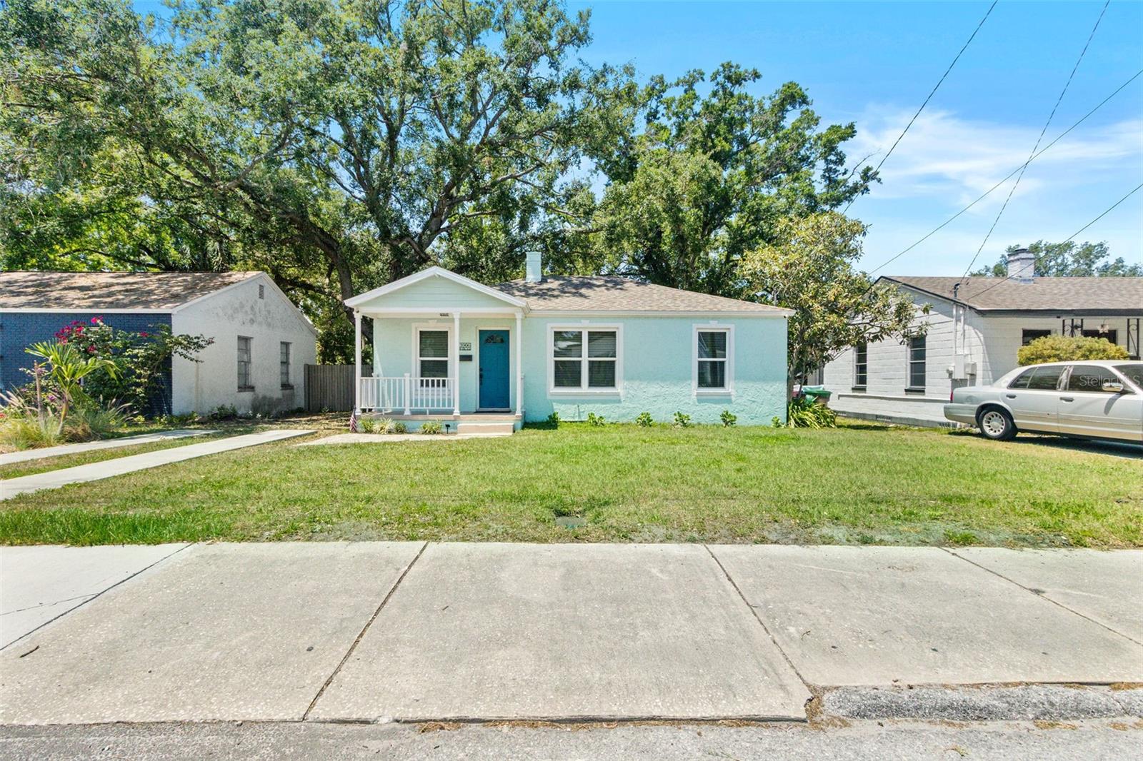 Image 2 of 23 For 3906 Ola Avenue