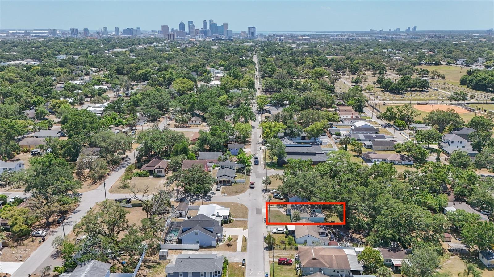 Image 21 of 23 For 3906 Ola Avenue