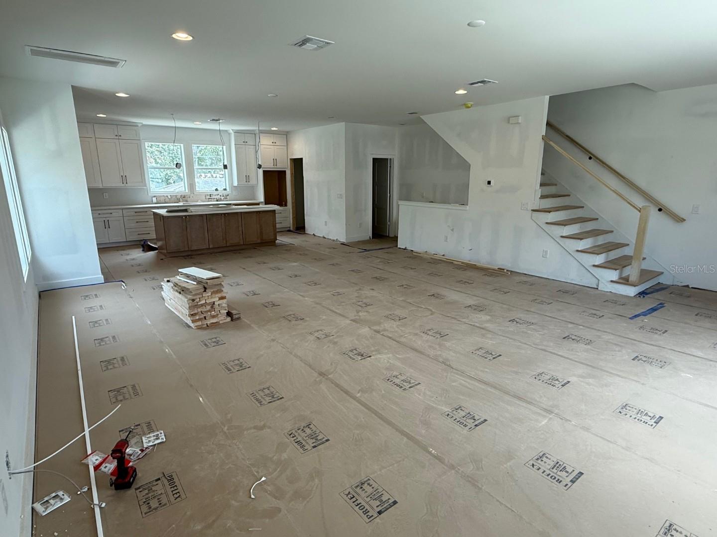 Image 10 of 31 For 1206 Lemon Street 2