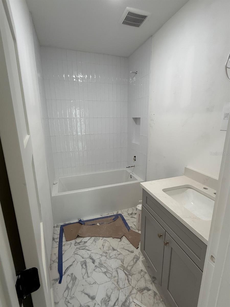 Image 18 of 31 For 1206 Lemon Street 2