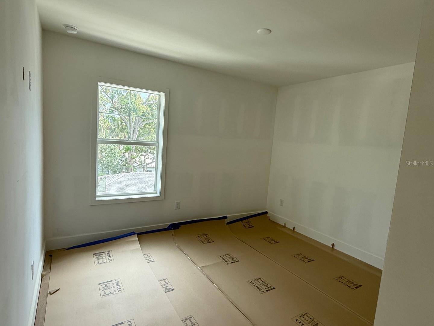 Image 21 of 31 For 1206 Lemon Street 2