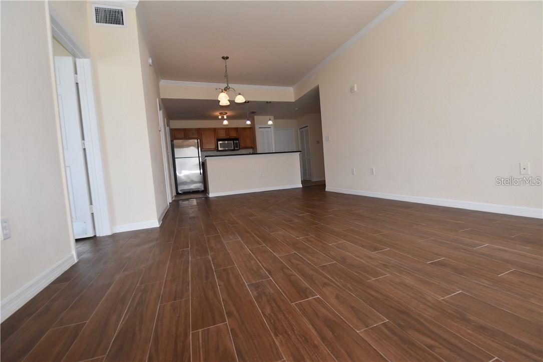 Image 3 of 16 For 700 Harbour Island Boulevard 705