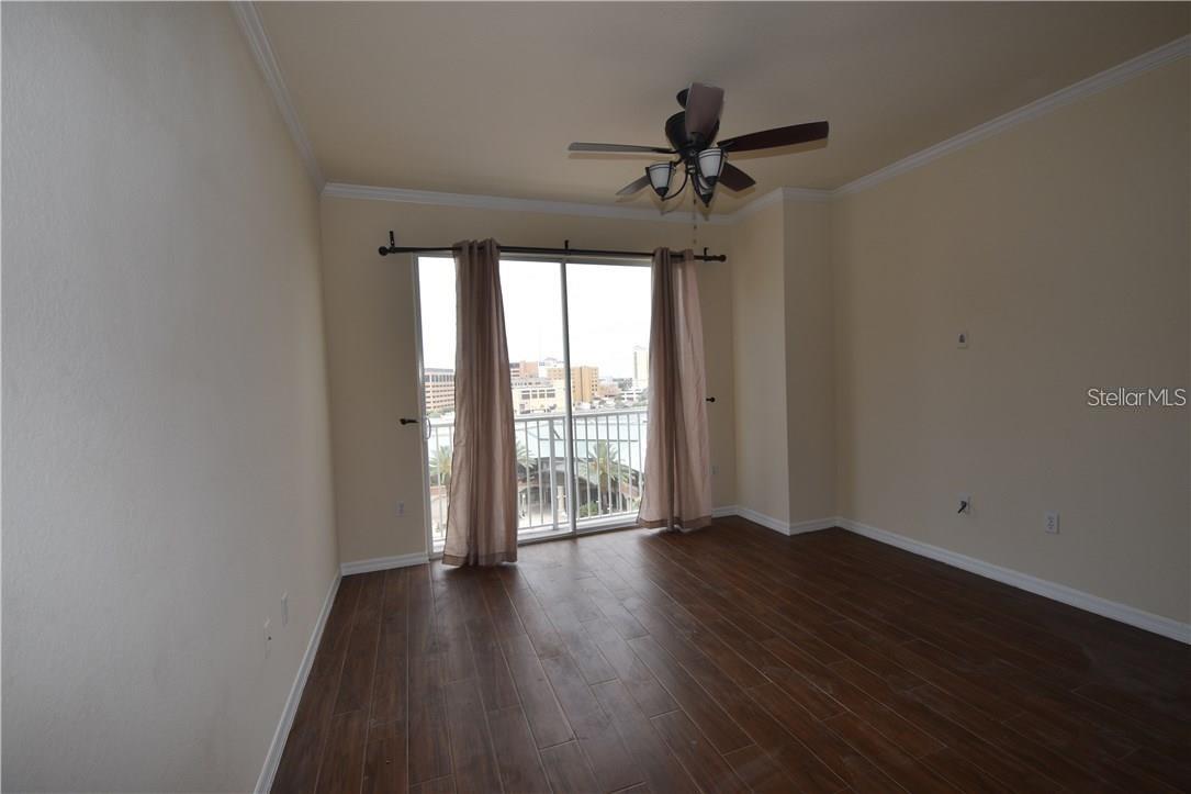 Image 5 of 16 For 700 Harbour Island Boulevard 705