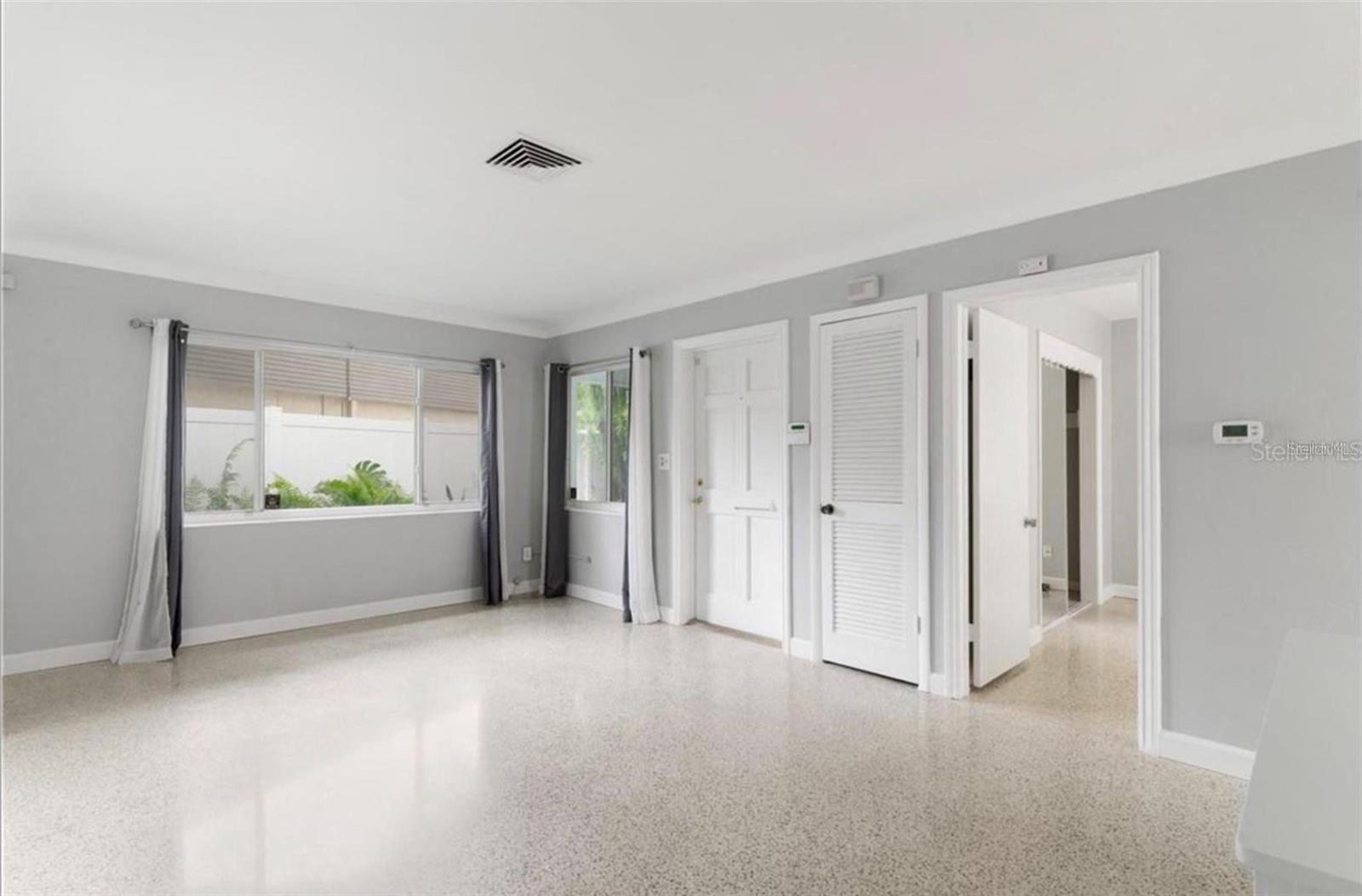 Image 4 of 13 For 2528 Boca Ciega Drive N
