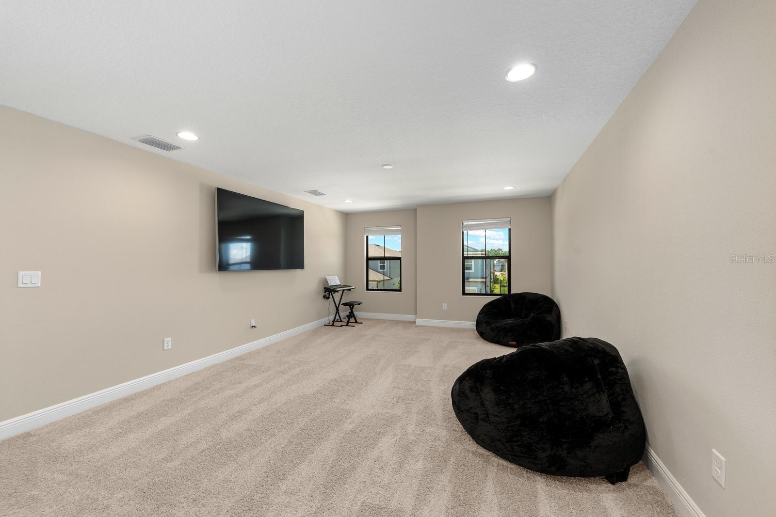 Image 14 of 41 For 17794 Everlong Drive