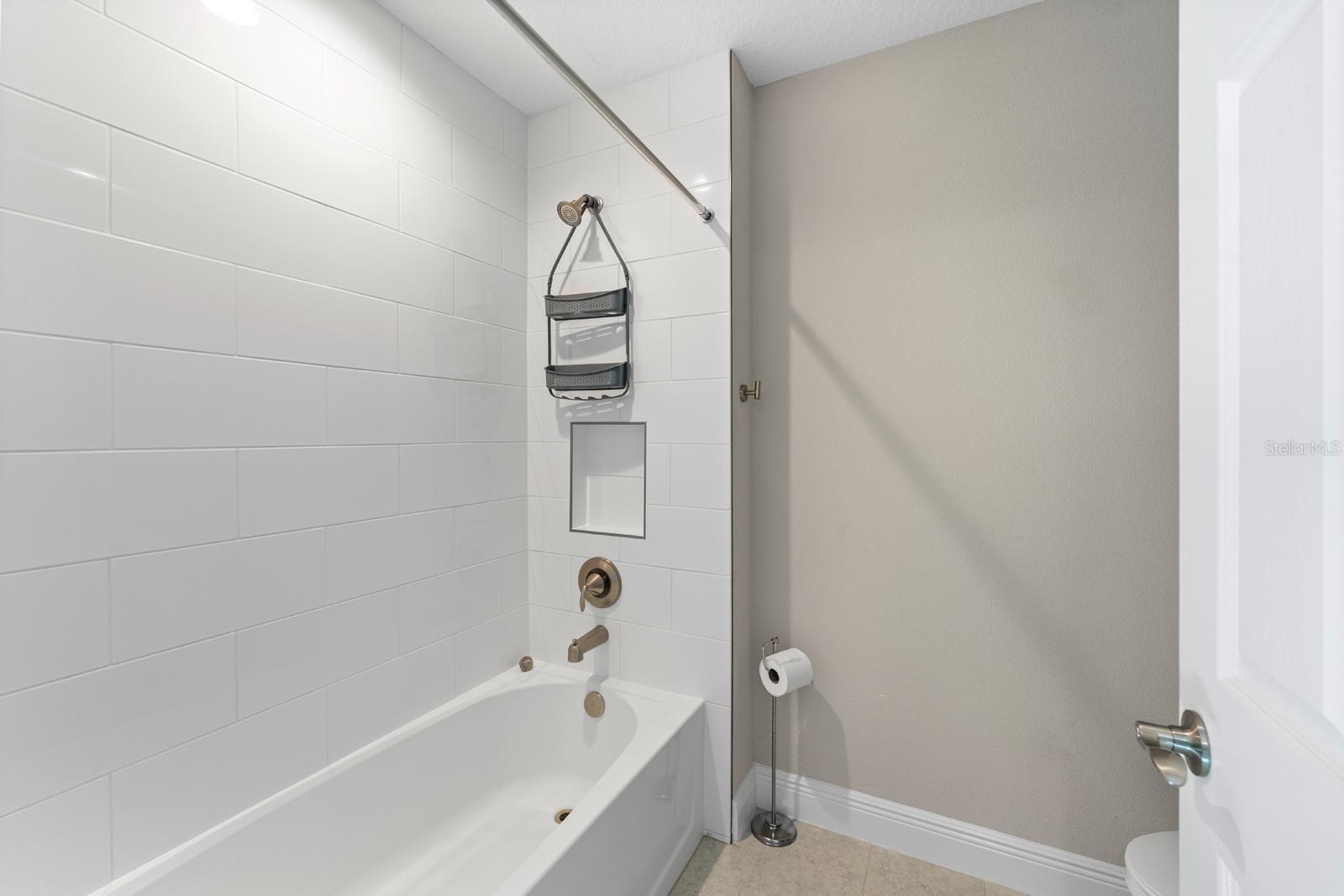 Image 19 of 41 For 17794 Everlong Drive
