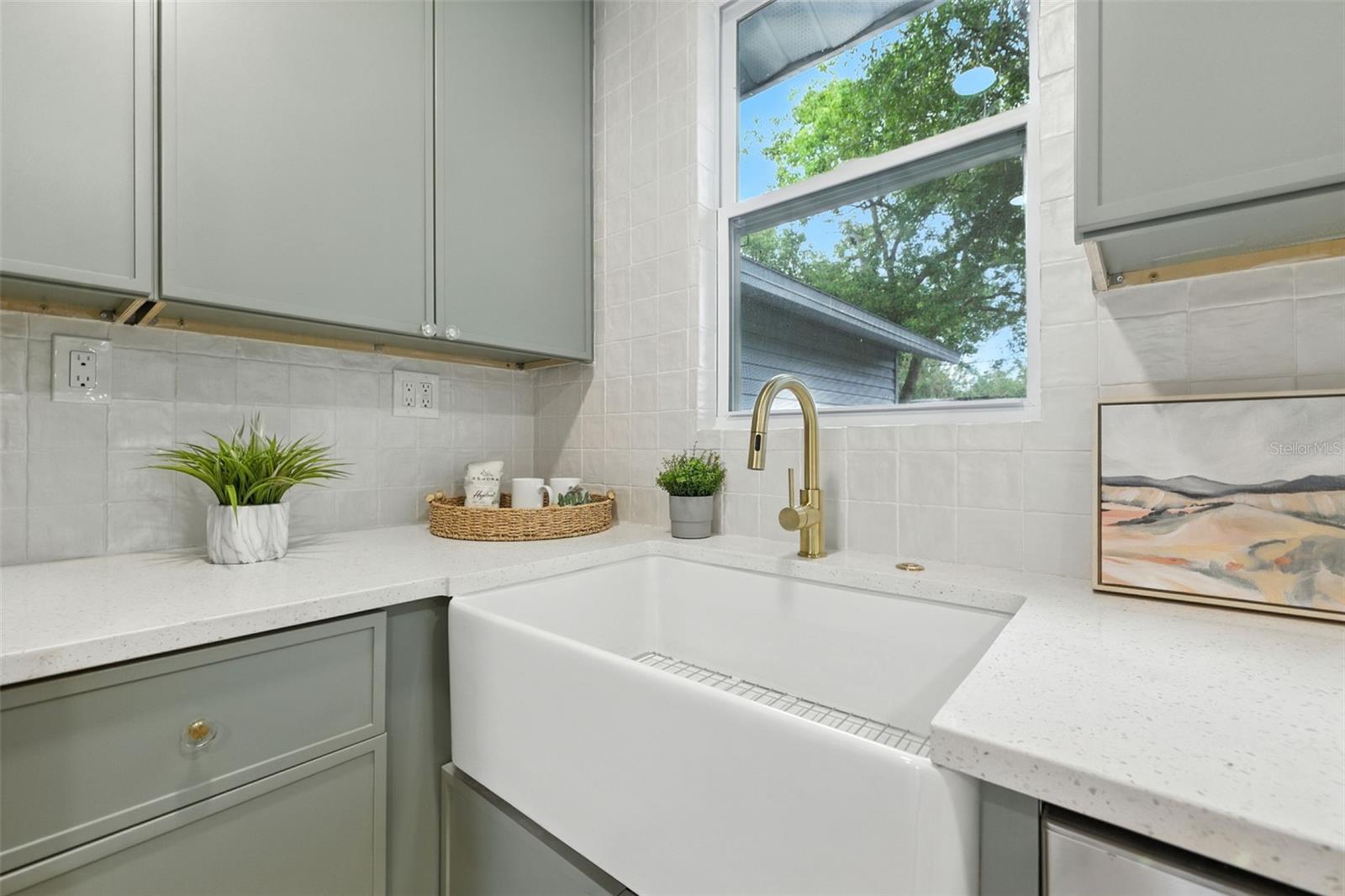 Image 15 of 37 For 4620 2nd Avenue N