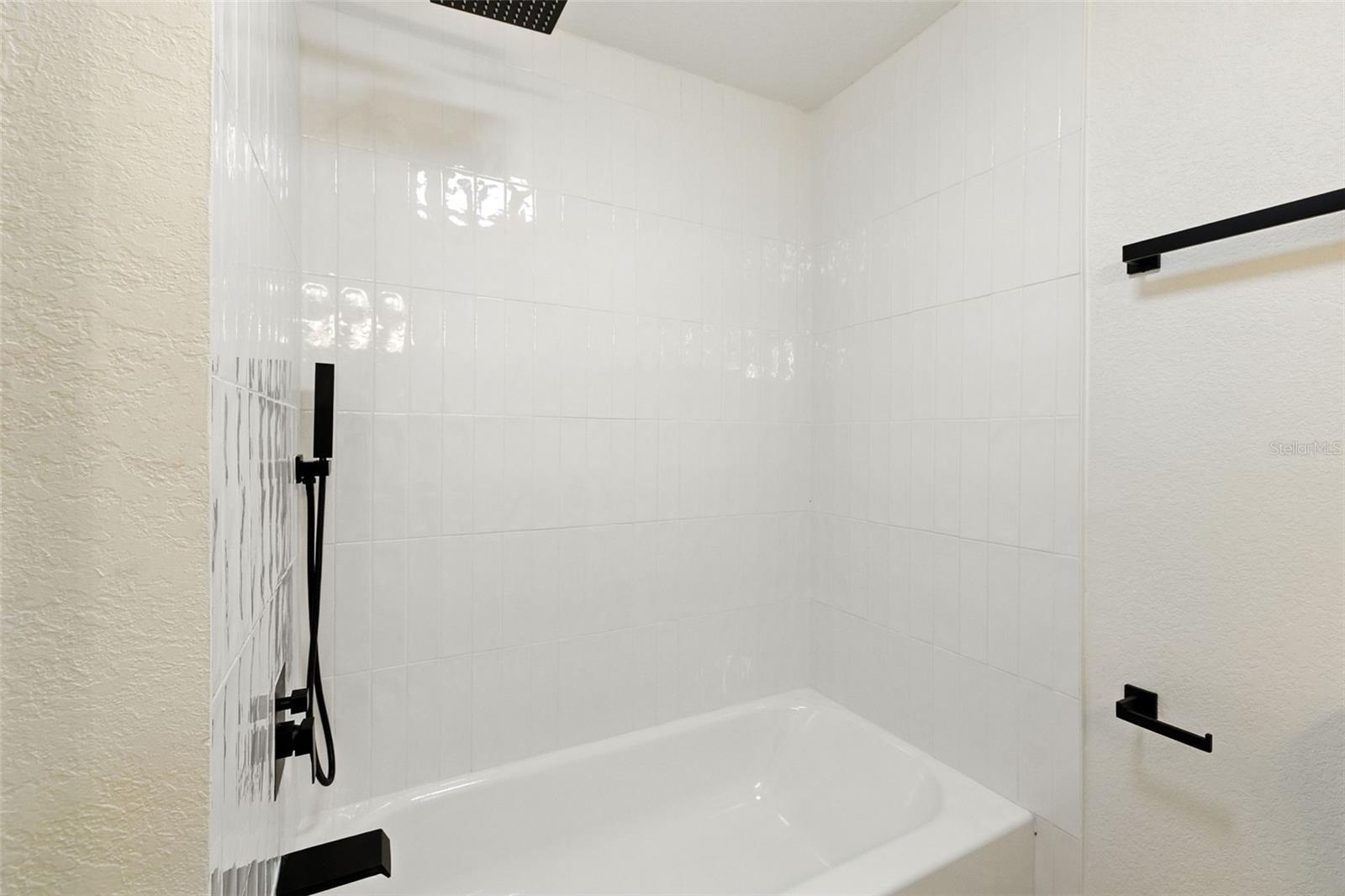 Image 19 of 37 For 4620 2nd Avenue N