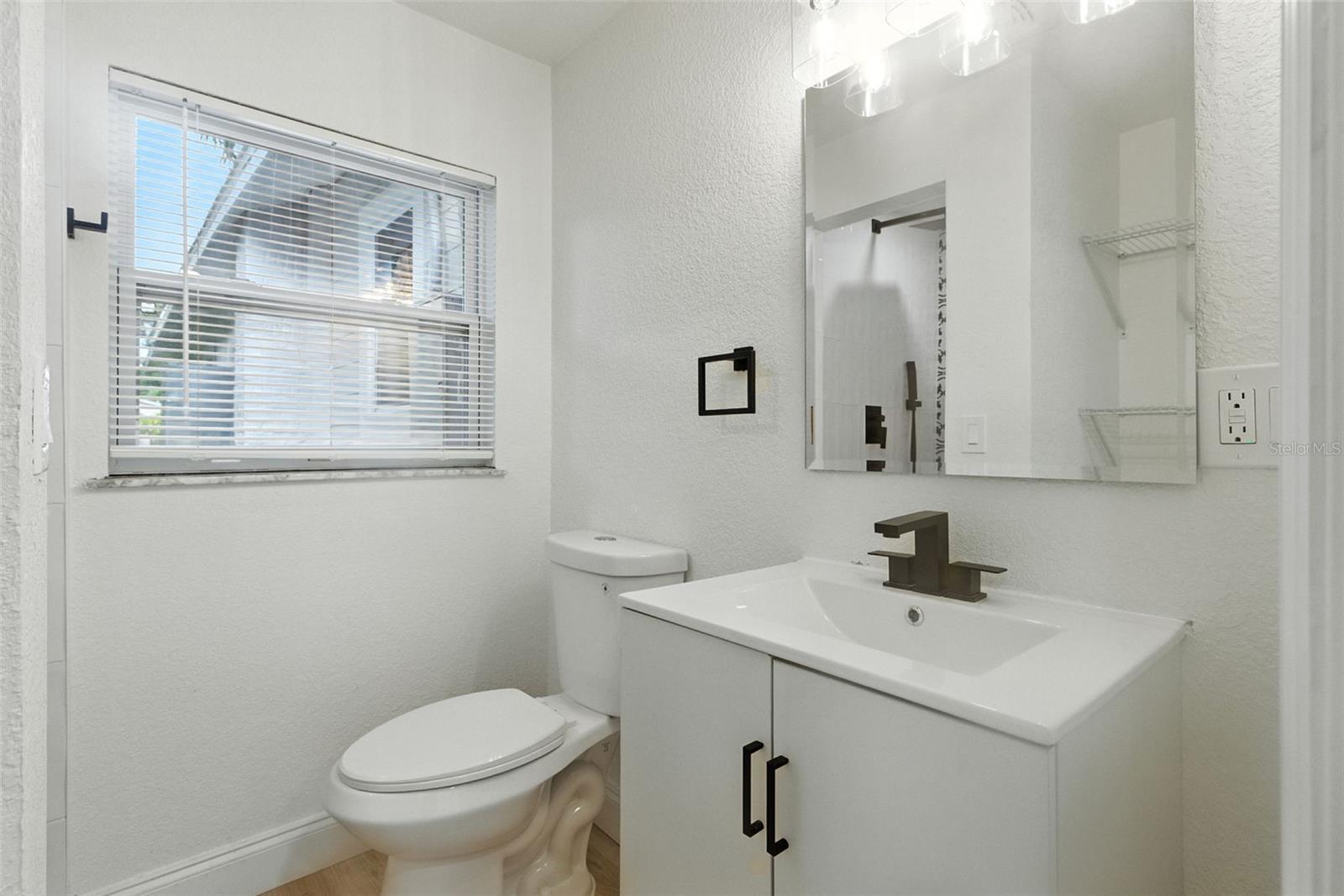 Image 31 of 37 For 4620 2nd Avenue N