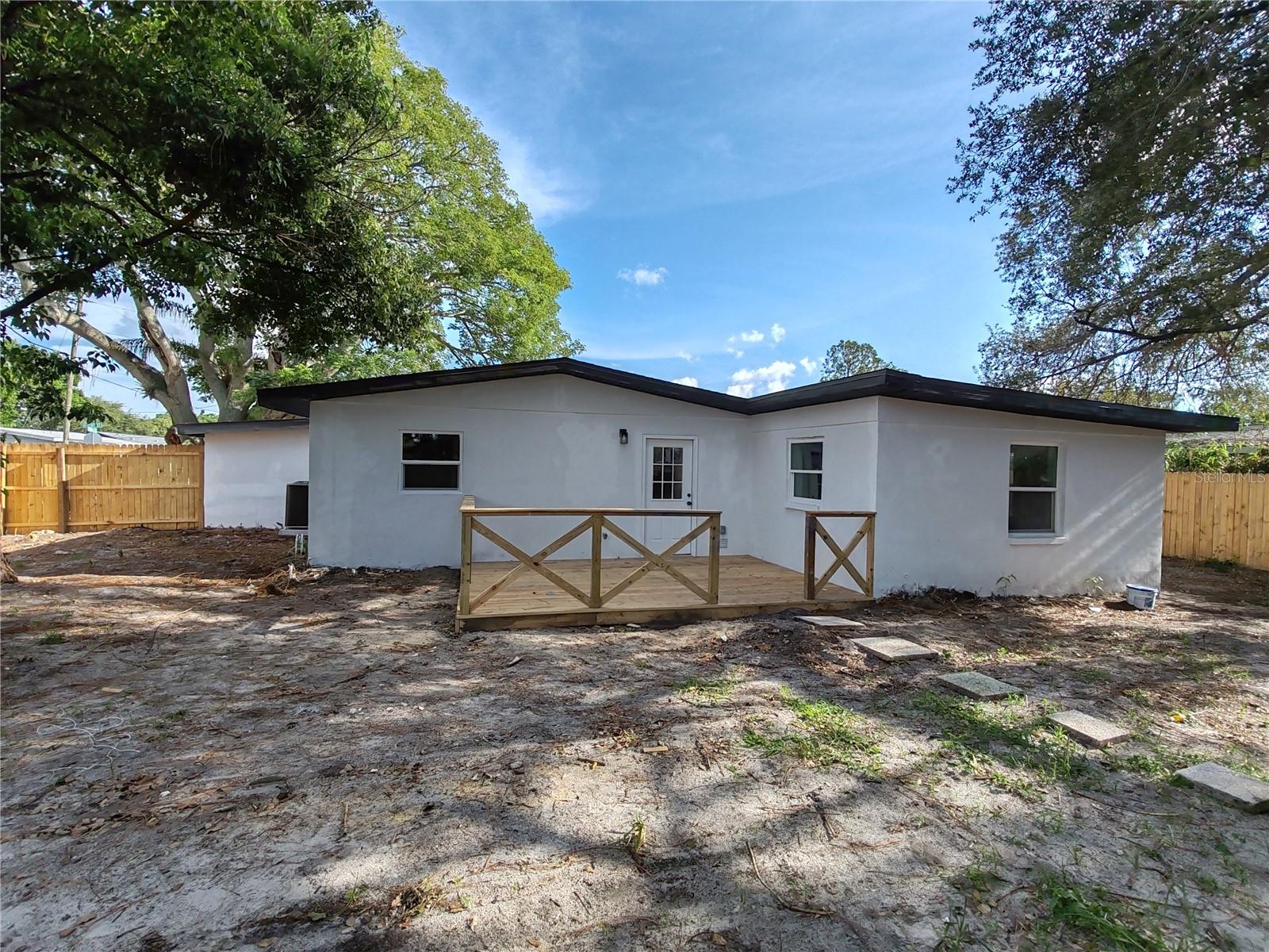 Image 20 of 21 For 5905 Pine Street