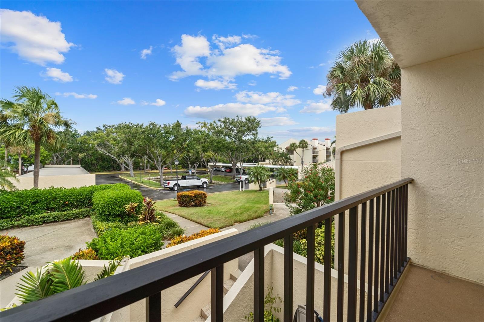 Image 15 of 64 For 7540 Sunshine Skyway Lane S 121