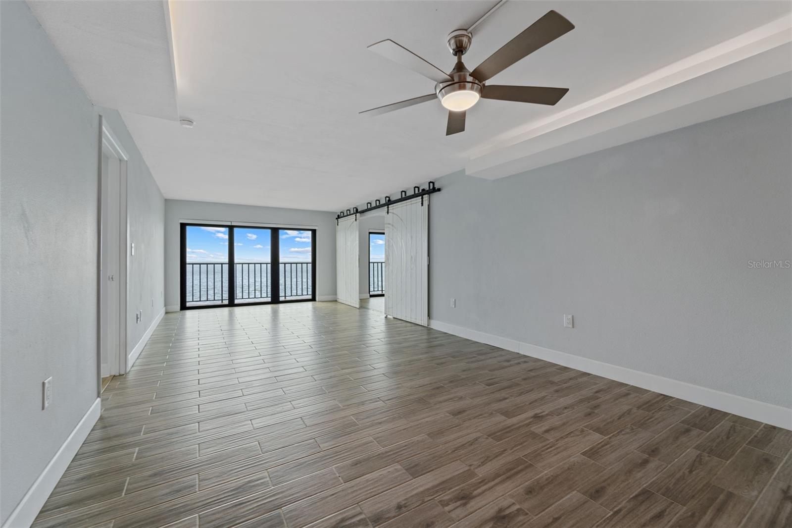 Image 19 of 64 For 7540 Sunshine Skyway Lane S 121
