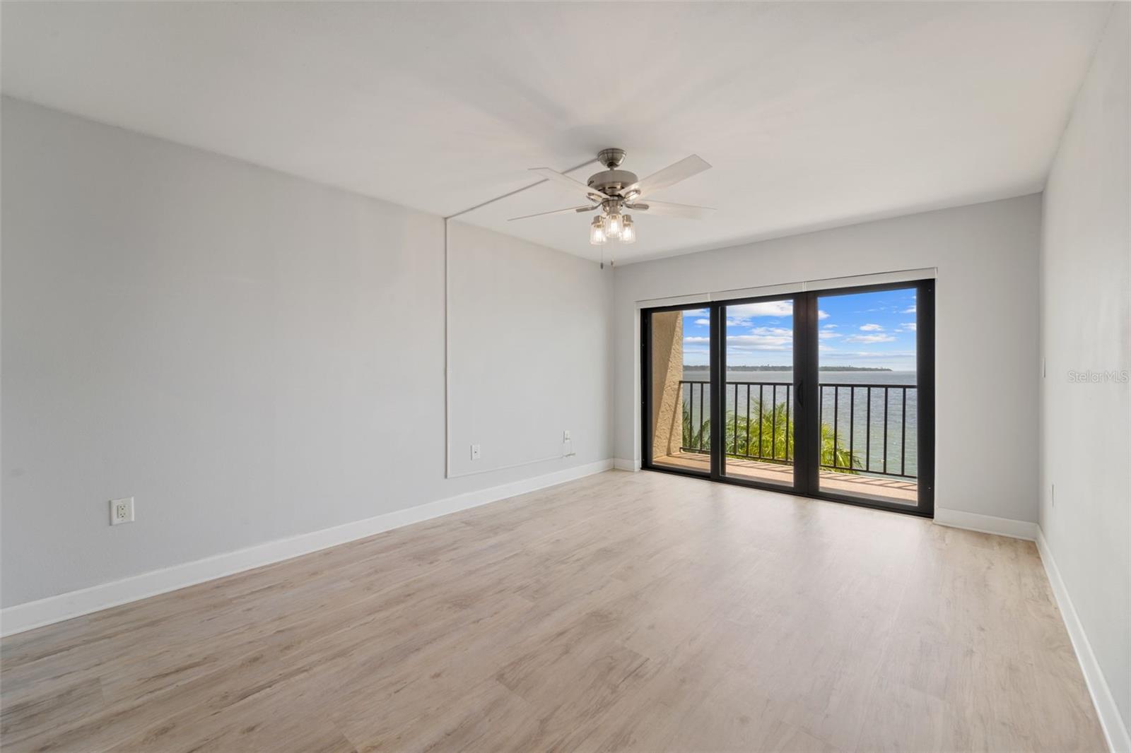 Image 31 of 64 For 7540 Sunshine Skyway Lane S 121