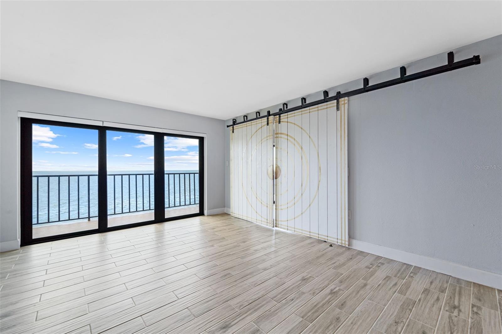 Image 38 of 64 For 7540 Sunshine Skyway Lane S 121