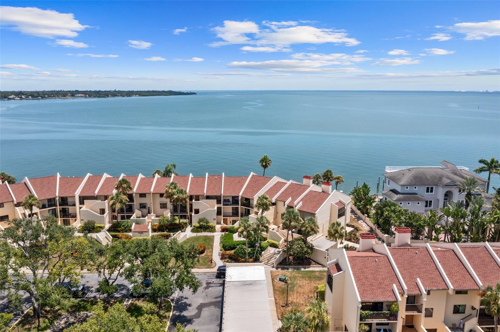 Image 52 of 64 For 7540 Sunshine Skyway Lane S 121