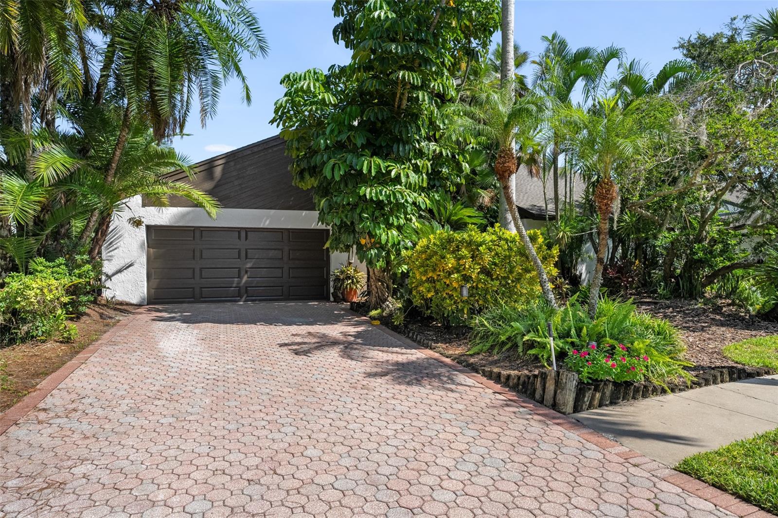 Details for 14506 Anchoret Road, TAMPA, FL 33618