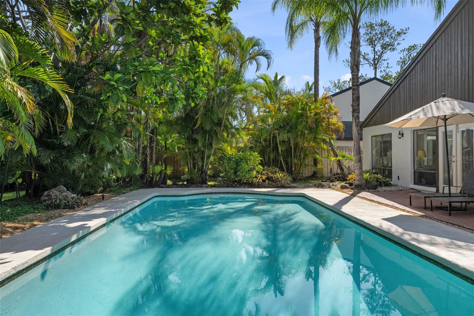 Listing photo id 46 for 14506 Anchoret Road