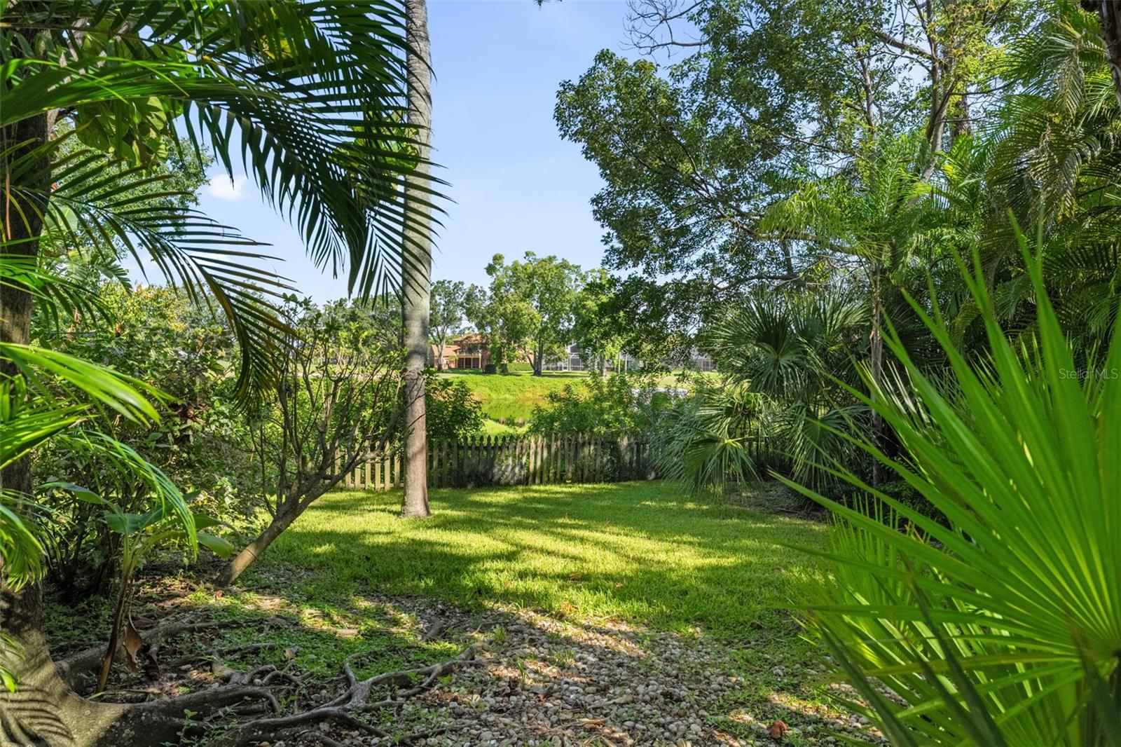 Listing photo id 55 for 14506 Anchoret Road