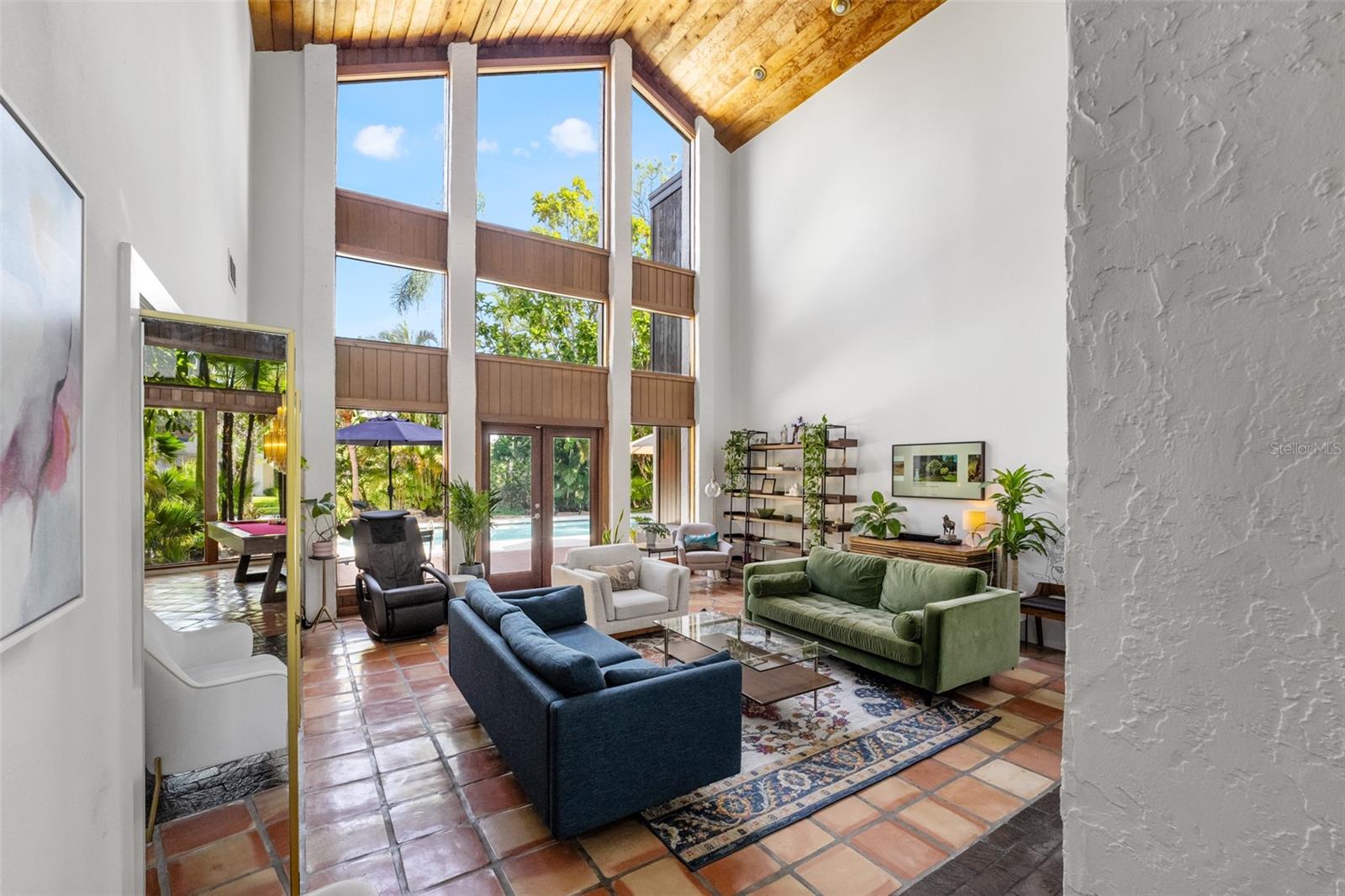 Listing photo id 7 for 14506 Anchoret Road