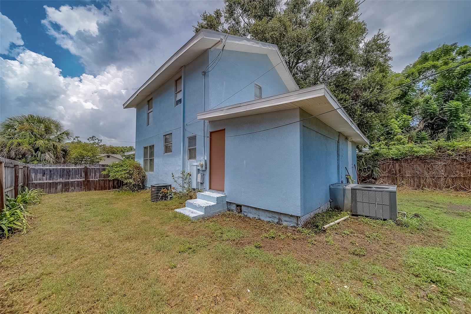 Image 24 of 44 For 2044 21st Street S