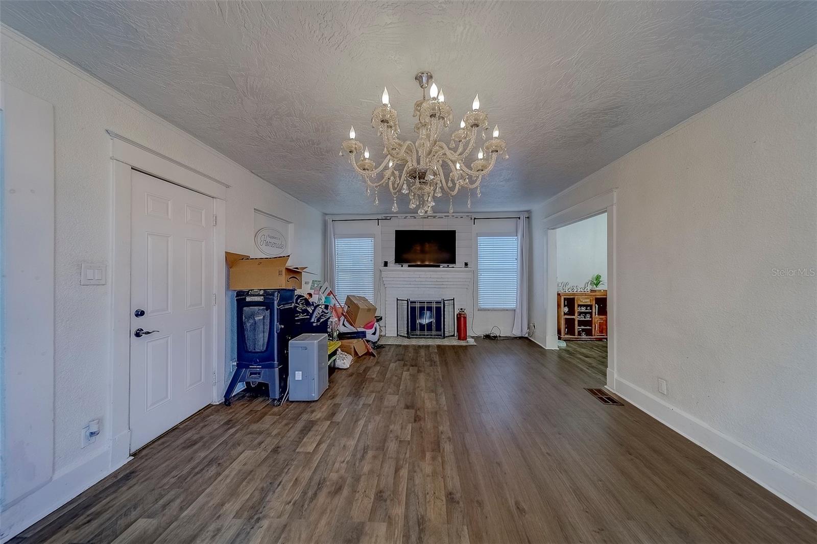 Image 8 of 44 For 2044 21st Street S